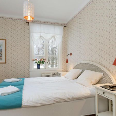 Malmgårdens vandrarhem B&B Strängnäs Exteriör bild